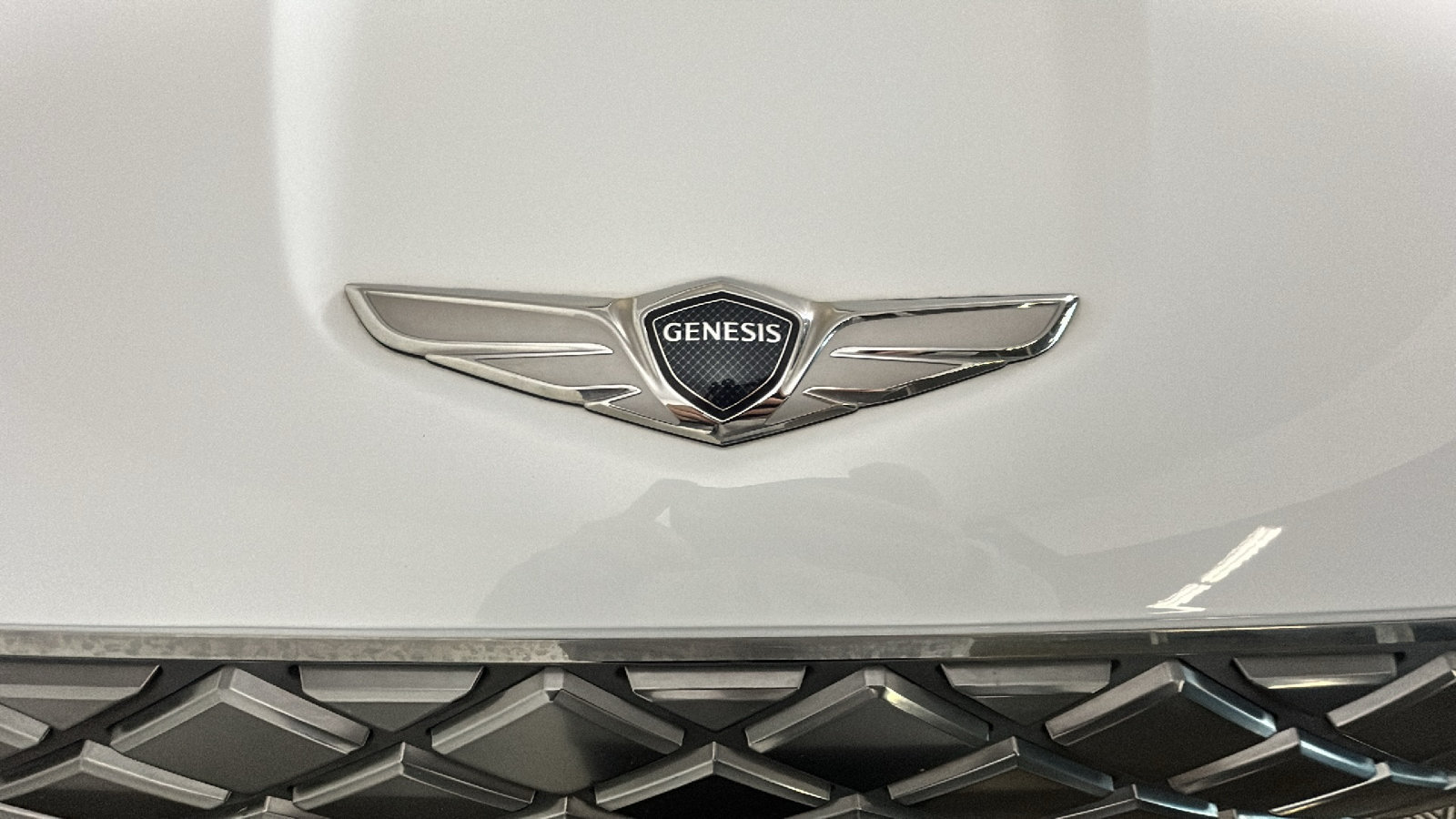 Used 2024 Genesis Electrified GV70 AWD/4WD image 10