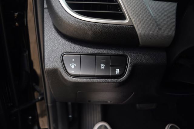 Used 2025 Kia Seltos LX AWD/4WD image 7