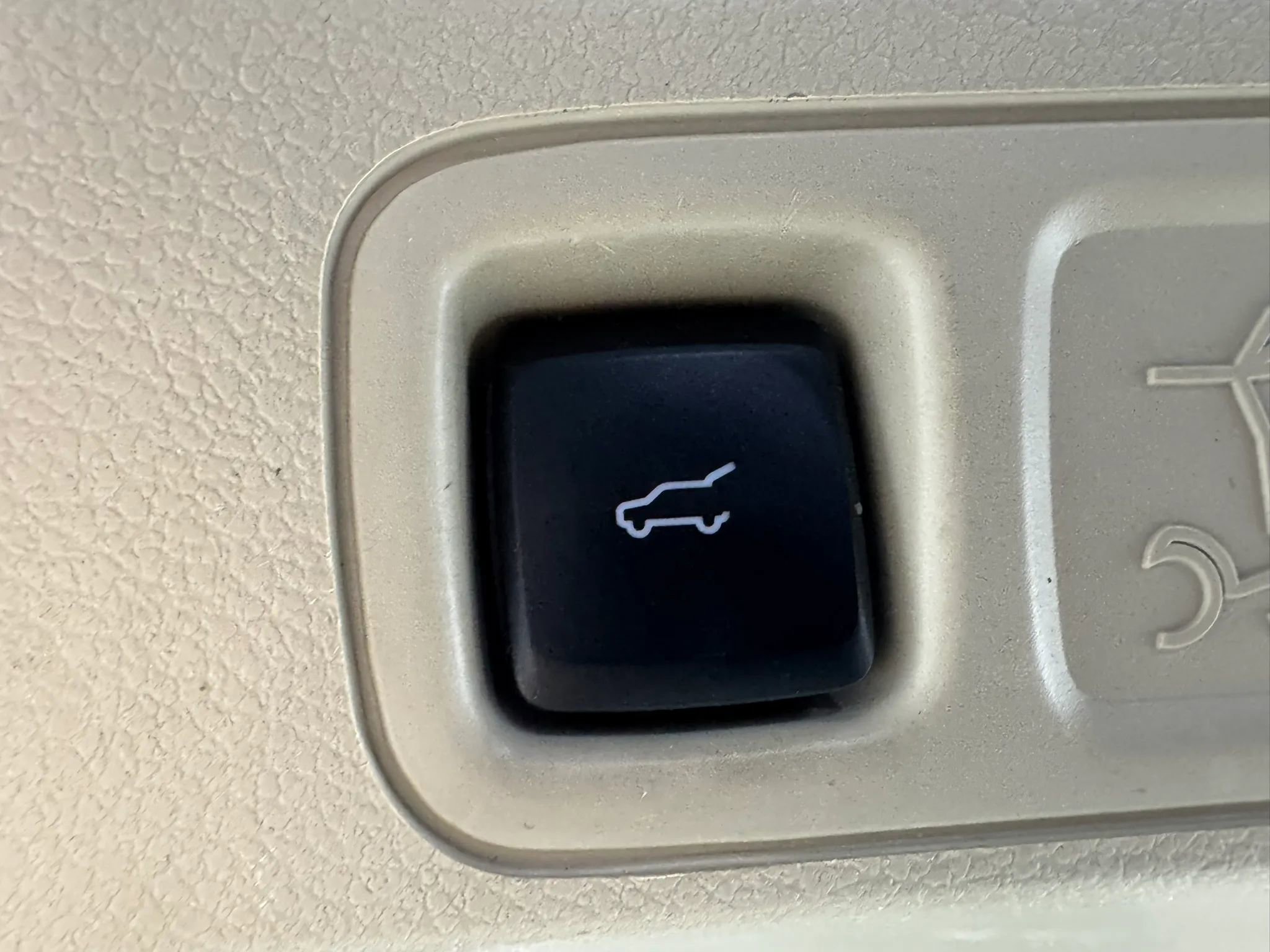 Used 2021 Lincoln Navigator Reserve w/ Luxury Package image 32