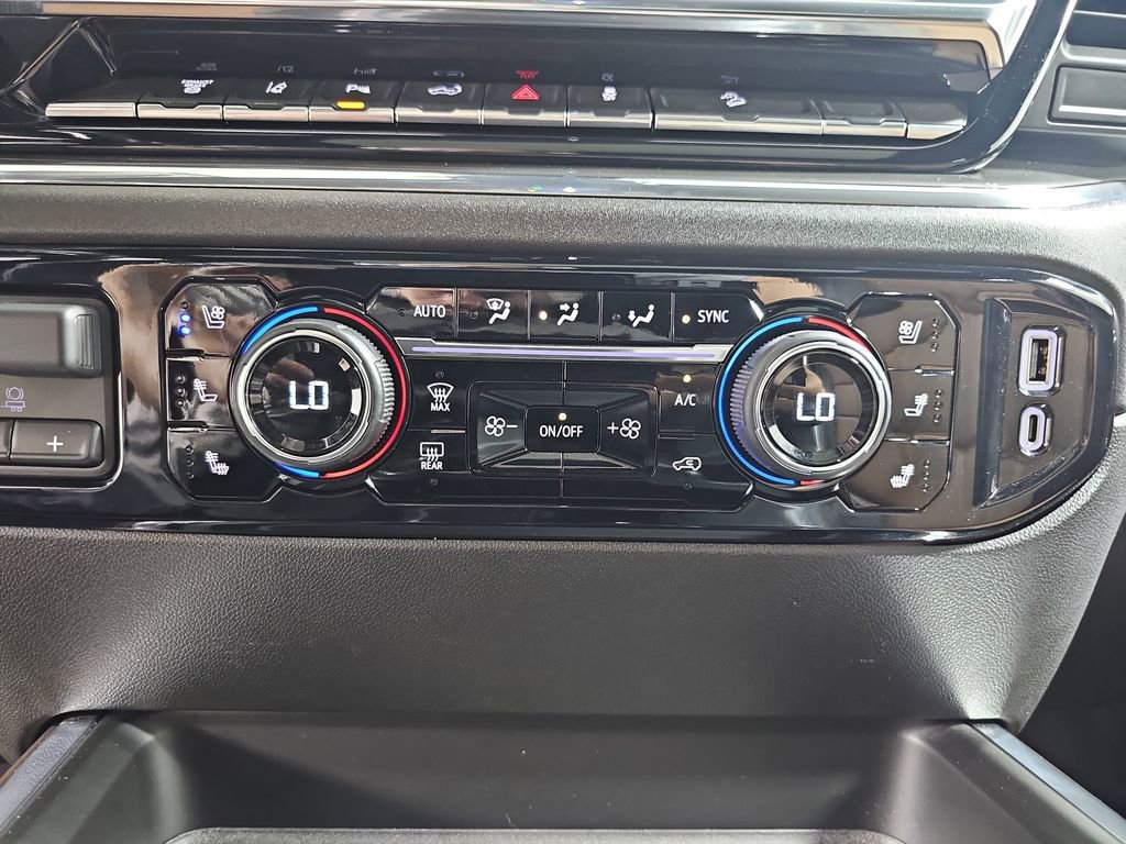 Certified 2024 Chevrolet Silverado 2500 High Country w/ Technology Package AWD/4WD image 27