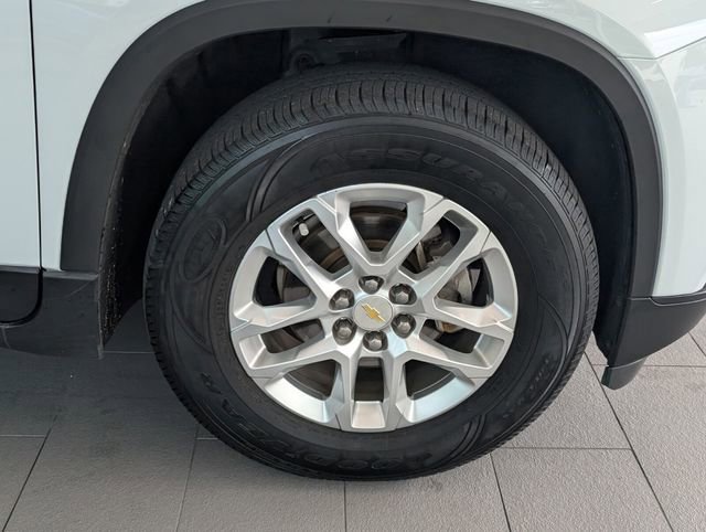 Used 2019 Chevrolet Traverse LS image 17