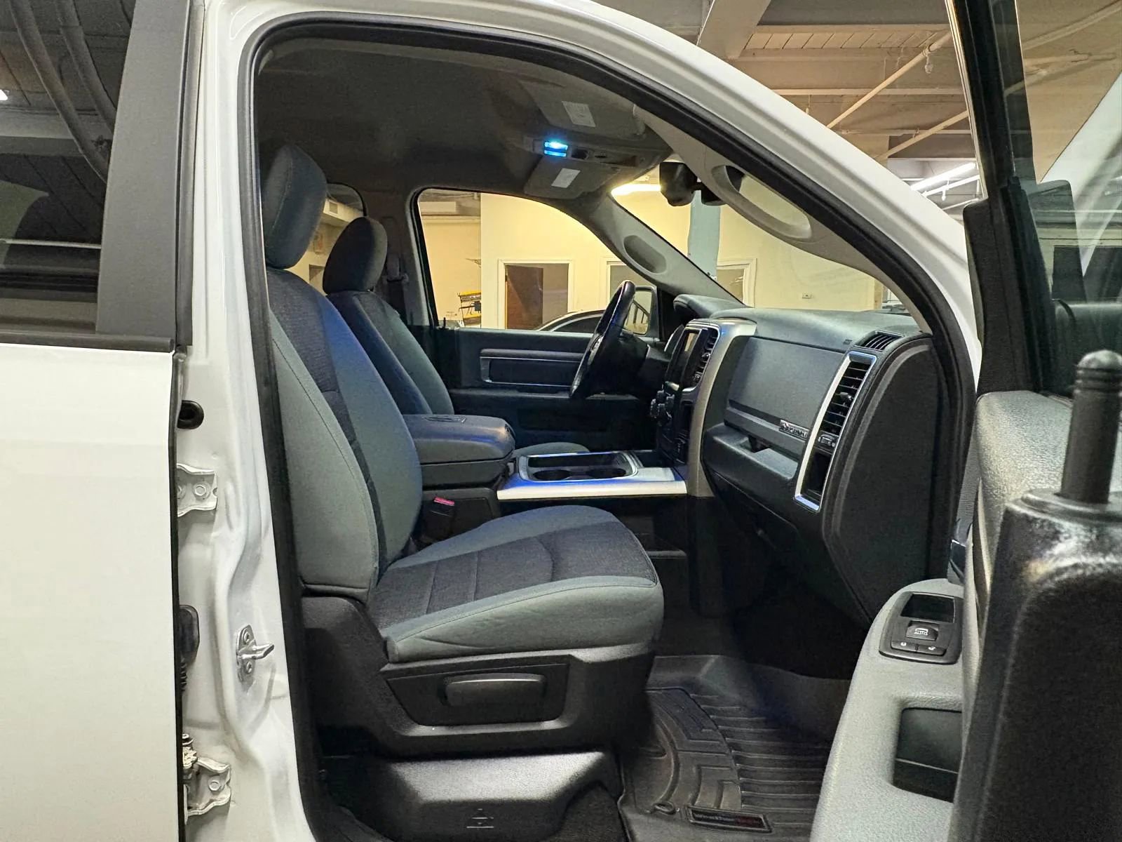 Used 2017 RAM 1500 Big Horn image 18