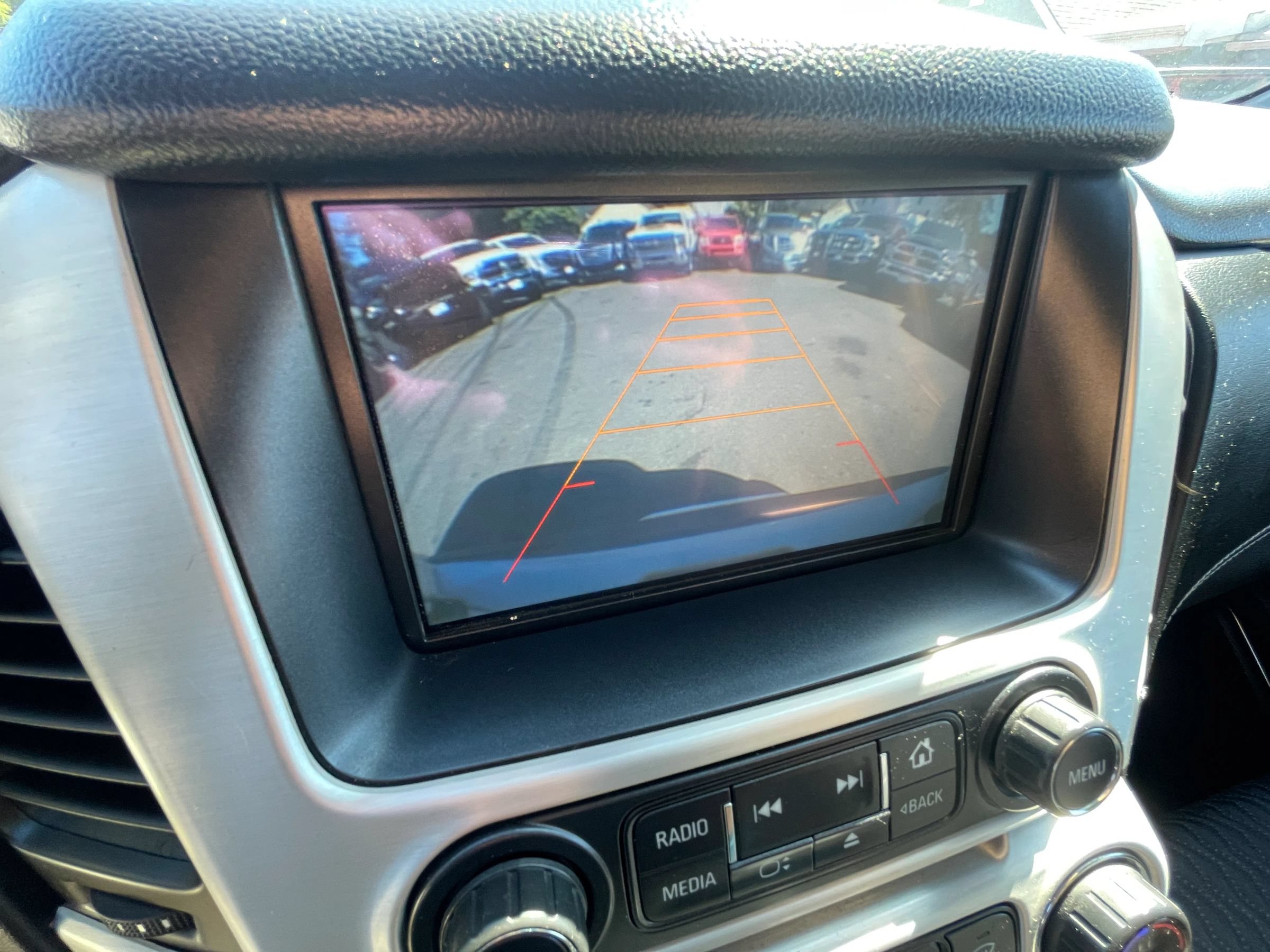 Used 2015 GMC Yukon SLE w/ HD Trailering Package AWD/4WD image 13