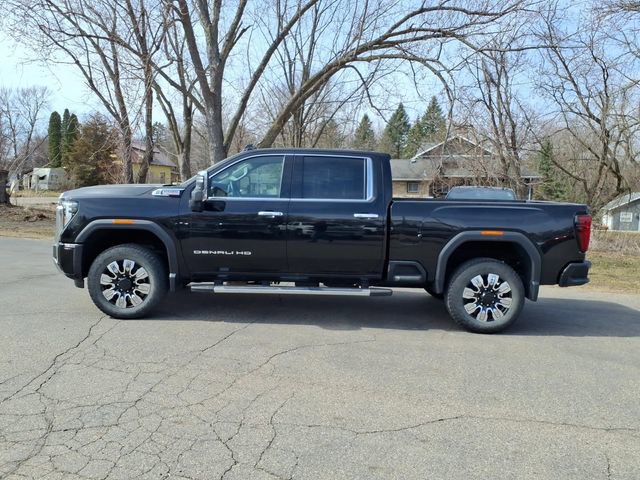 Used 2025 GMC Sierra 3500 Denali w/ Technology Package AWD/4WD image 7