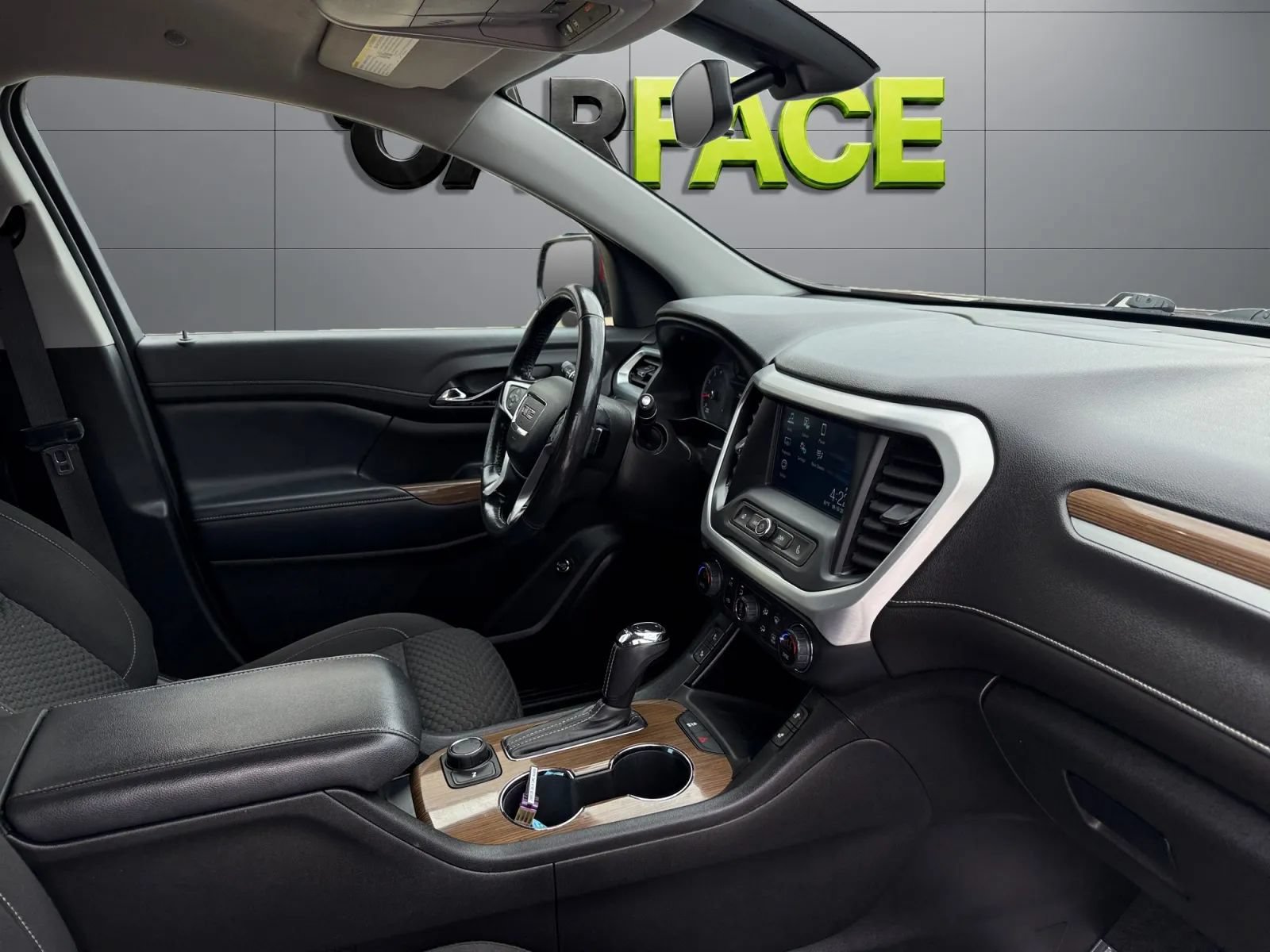 Used 2019 GMC Acadia SLE w/ Driver Alert Package I AWD/4WD image 24