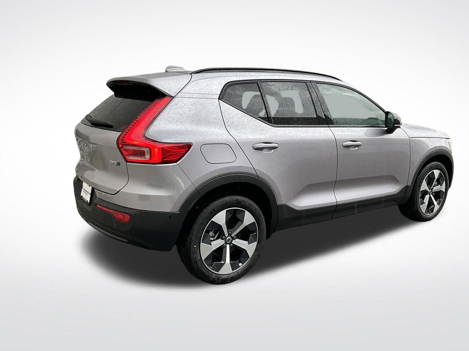 New 2026 Volvo XC40 B5 Plus w/ Protection Package Premier image 4
