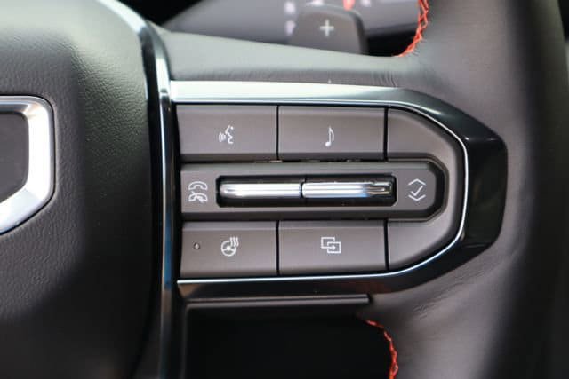 Used 2026 GMC Yukon AT4 Ultimate AWD/4WD image 15