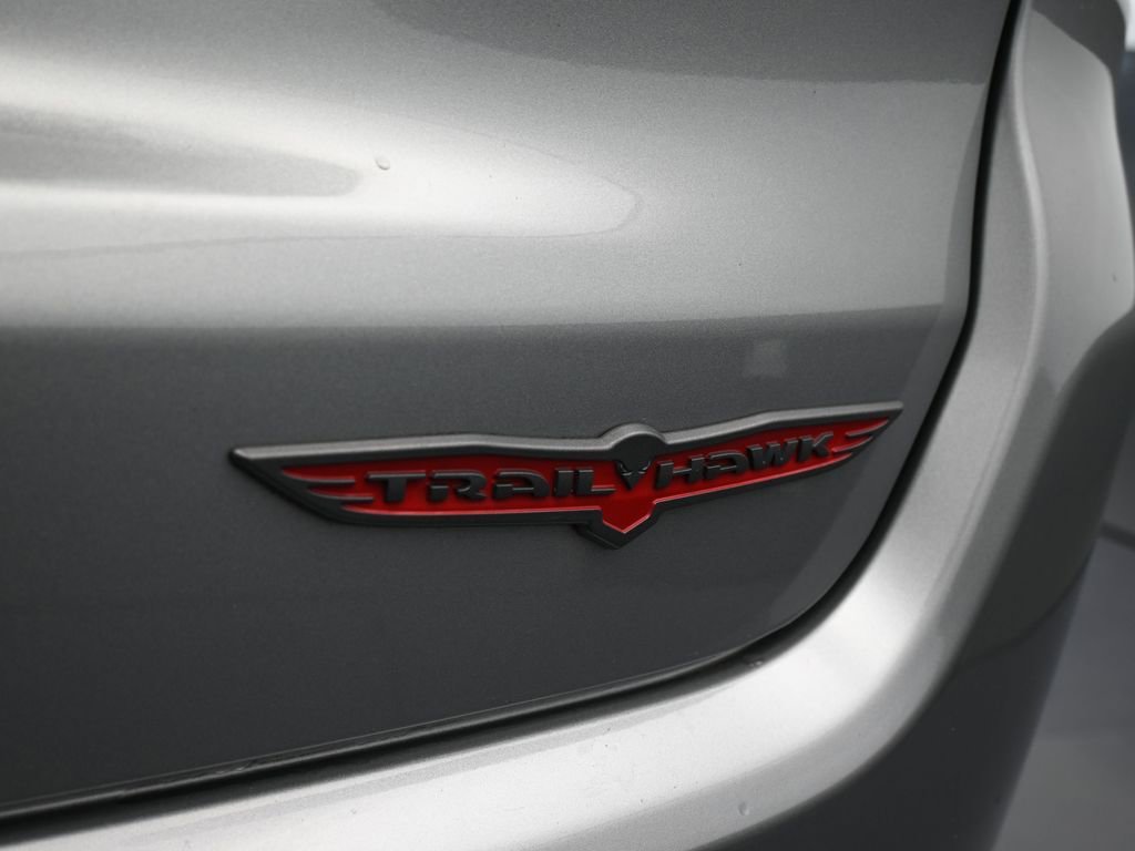 Used 2022 Jeep Compass Trailhawk w/ Trailhawk Elite Group image 38