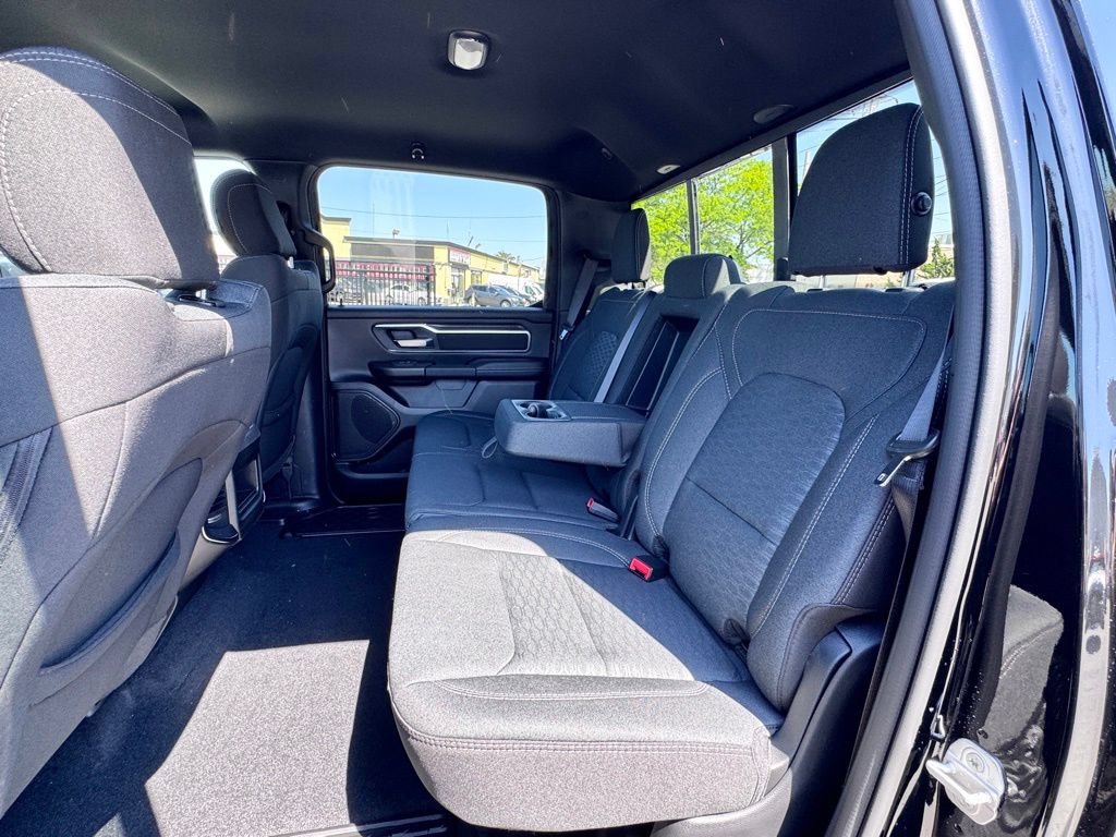 New 2026 RAM 1500 Big Horn w/ Night Edition AWD/4WD image 17