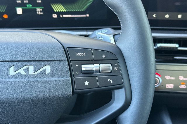 New 2027 Kia Sportage EX FWD image 30