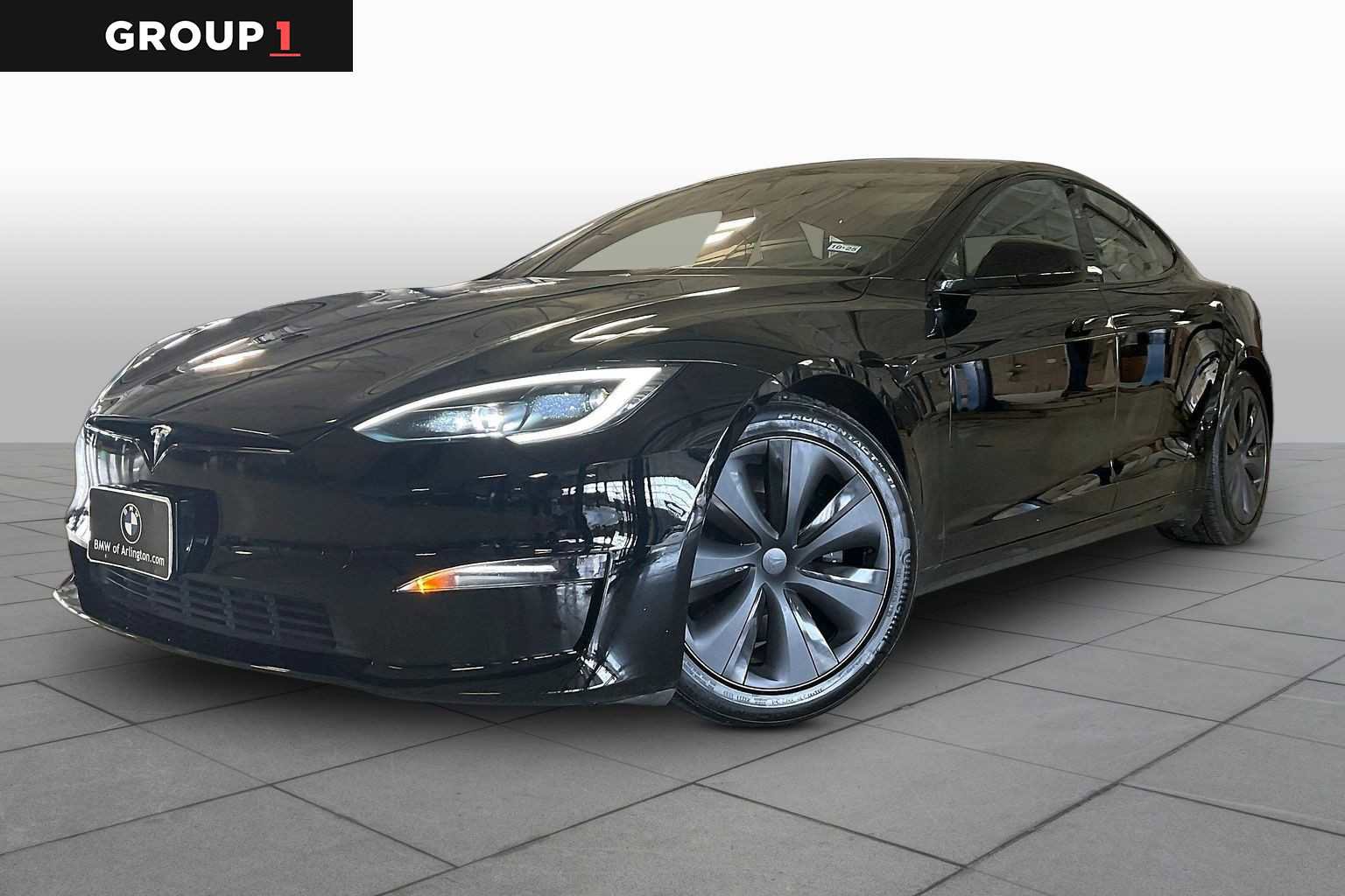Used 2024 Tesla Model S image 1