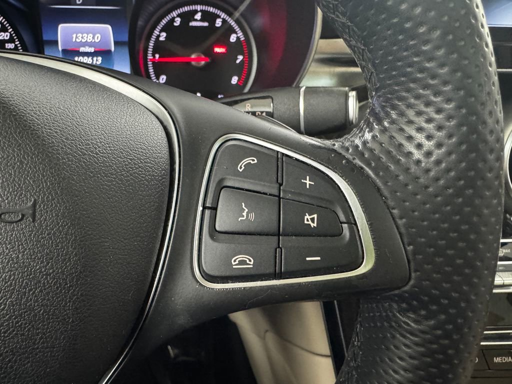 Used 2018 Mercedes-Benz GLC 300 4MATIC image 24