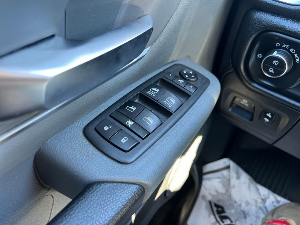 Used 2019 RAM 1500 Big Horn image 11