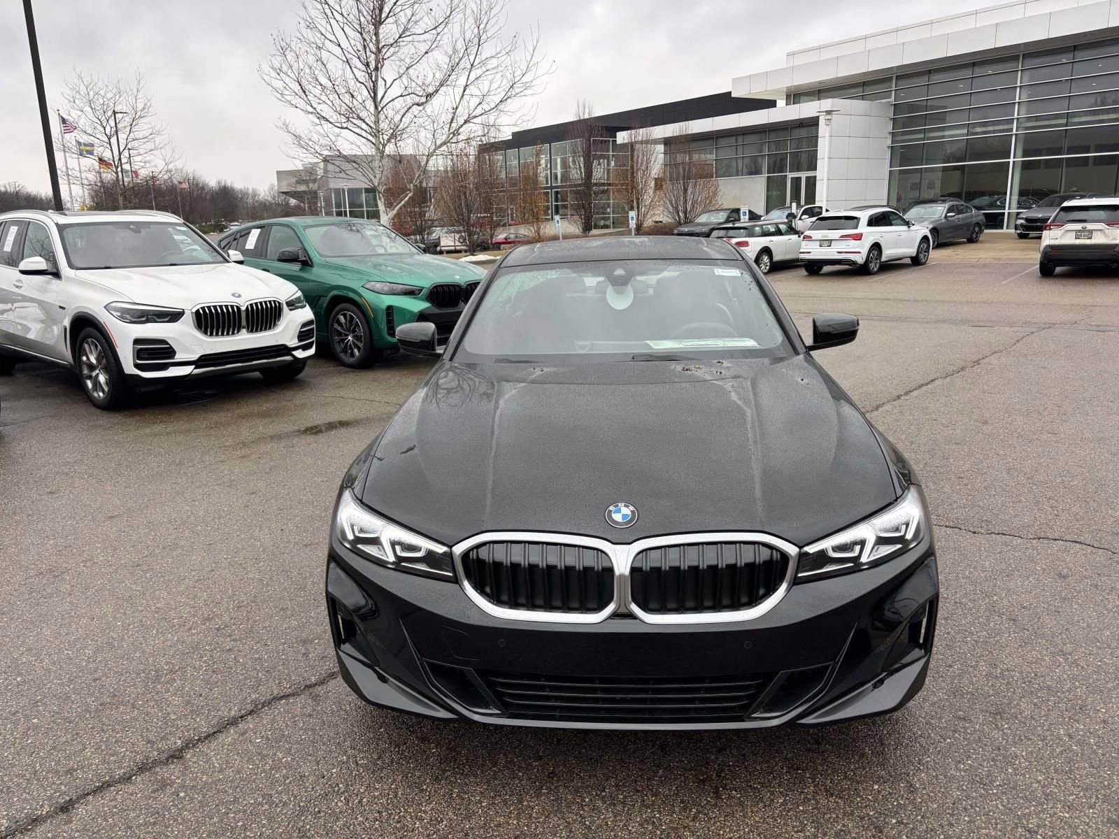 New 2026 BMW 330i xDrive Sedan w/ Convenience Package AWD/4WD image 2