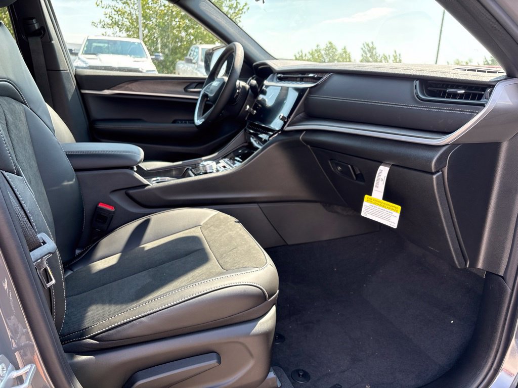 New 2027 Jeep Grand Cherokee L 4WD image 25