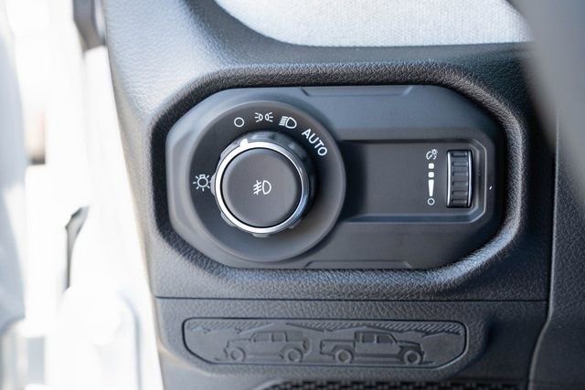 Used 2024 Jeep Wrangler Sport S image 20