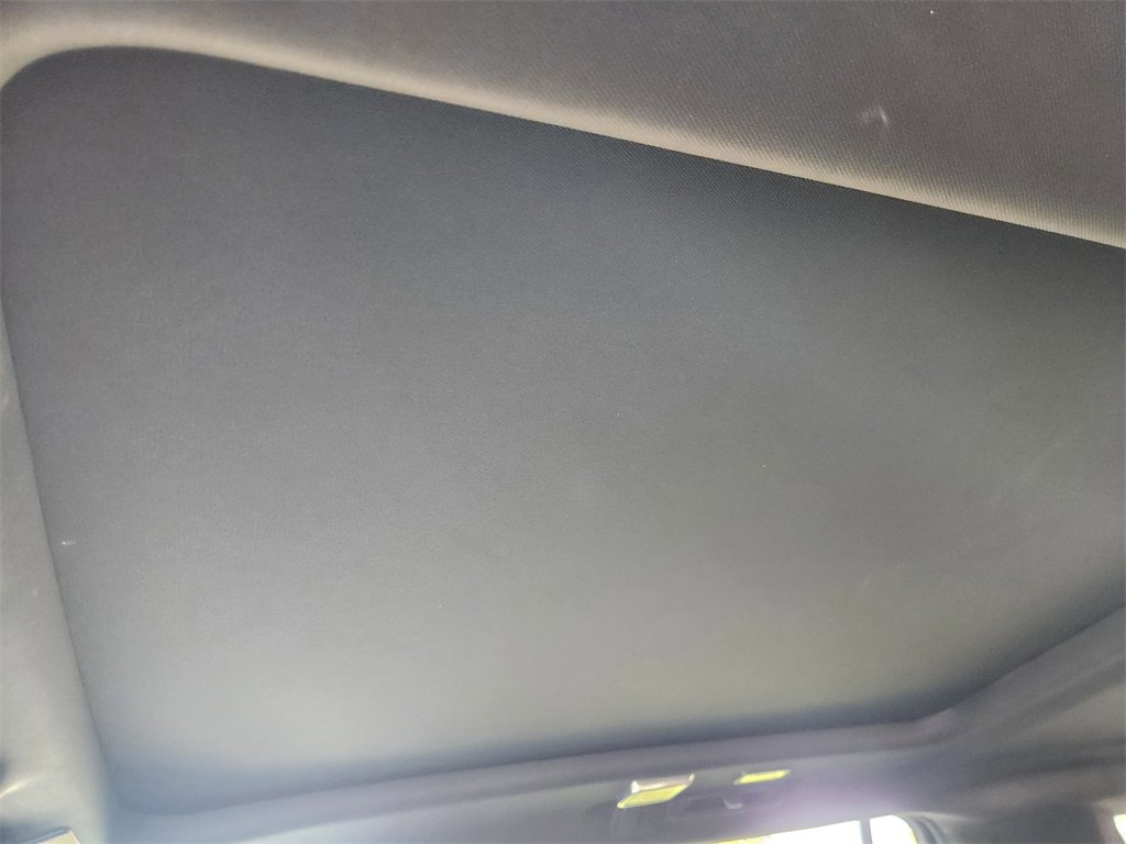 Used 2022 Cadillac Escalade ESV Sport w/ Touring Package image 23