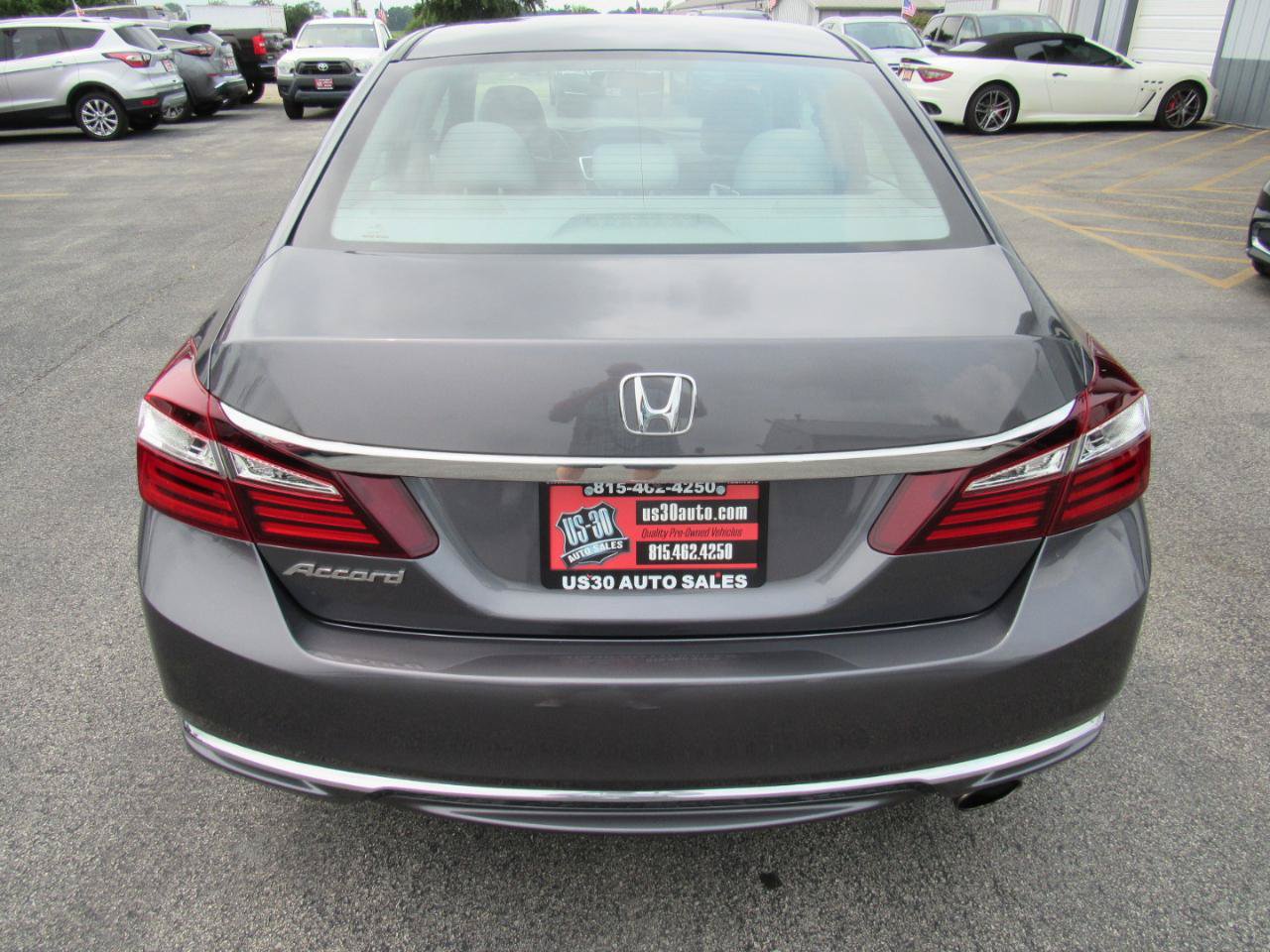 Used 2017 Honda Accord LX image 5