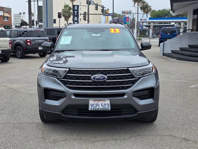 Used 2023 Ford Explorer XLT RWD image 2
