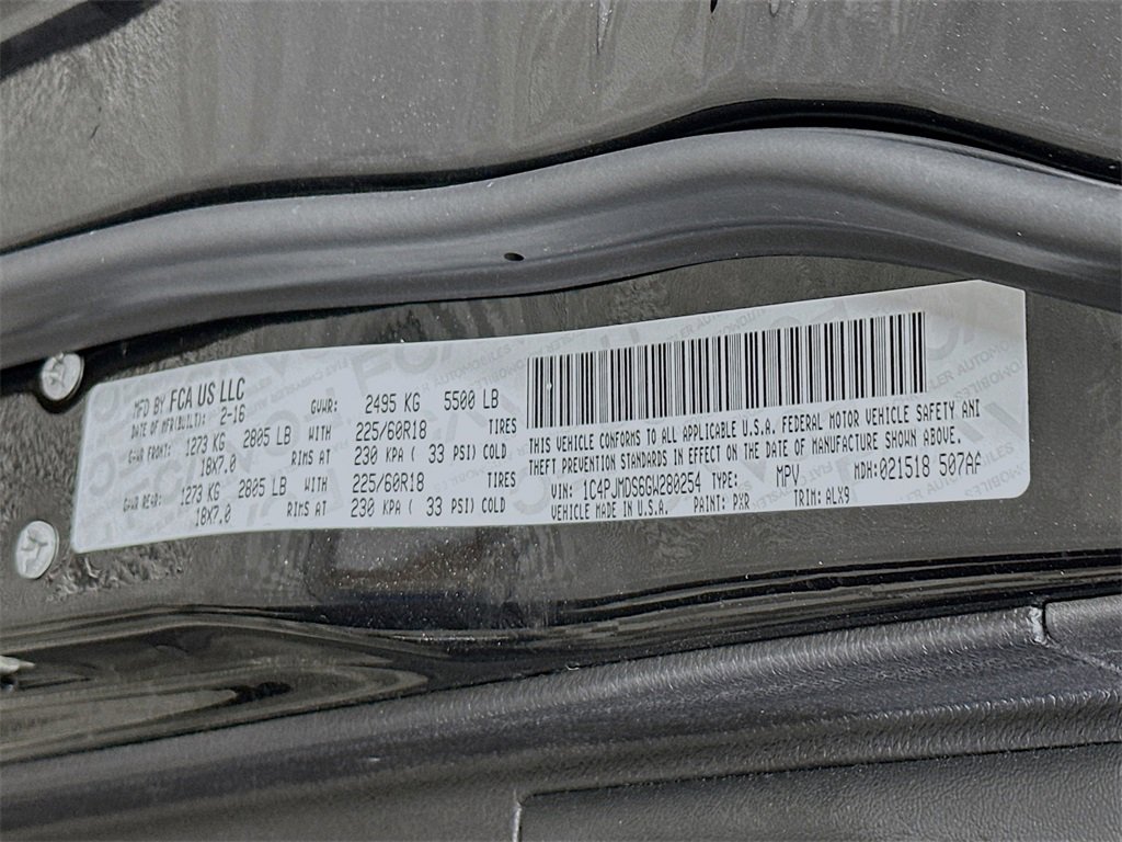 Used 2016 Jeep Cherokee Limited image 27