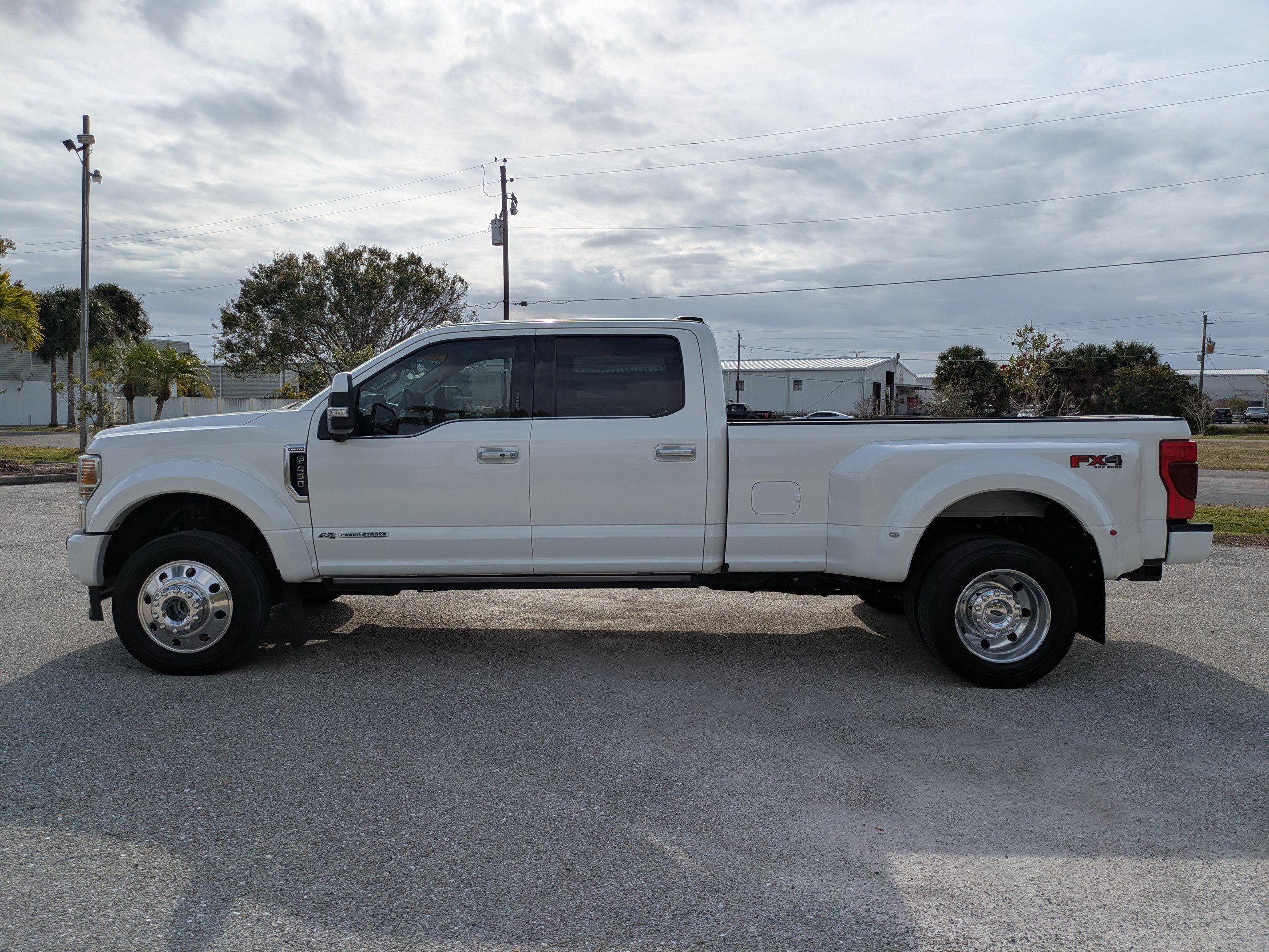 Used 2021 Ford F450 Limited w/ FX4 Off-Road Package AWD/4WD image 7