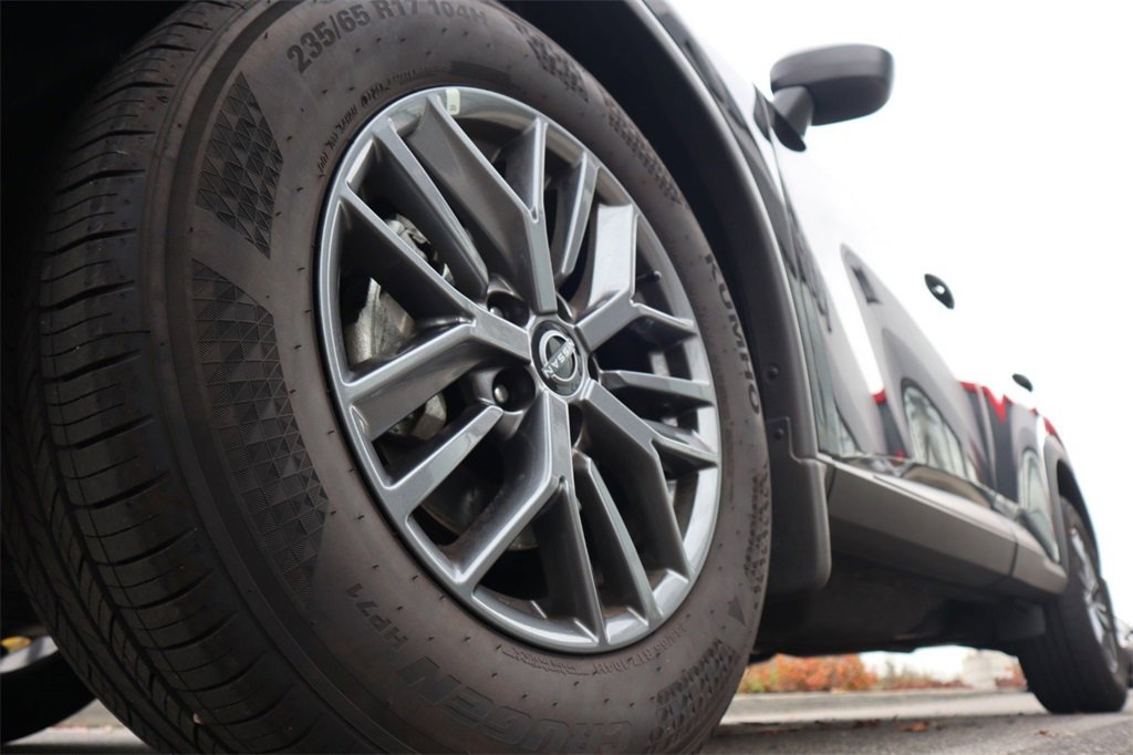 Certified 2025 Nissan Rogue S image 11