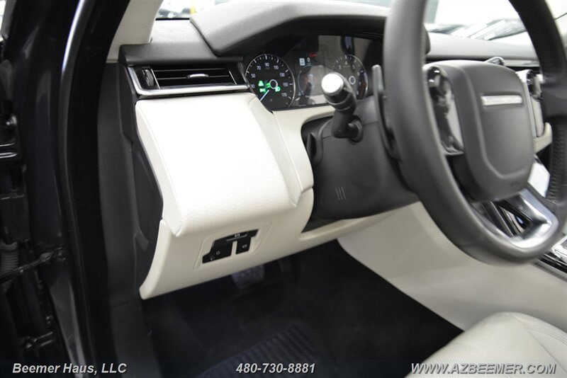 Used 2020 Land Rover Range Rover Velar S image 27