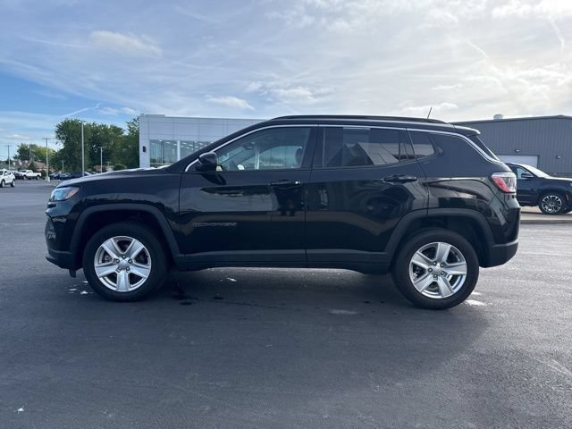 Used 2022 Jeep Compass Latitude AWD/4WD image 4