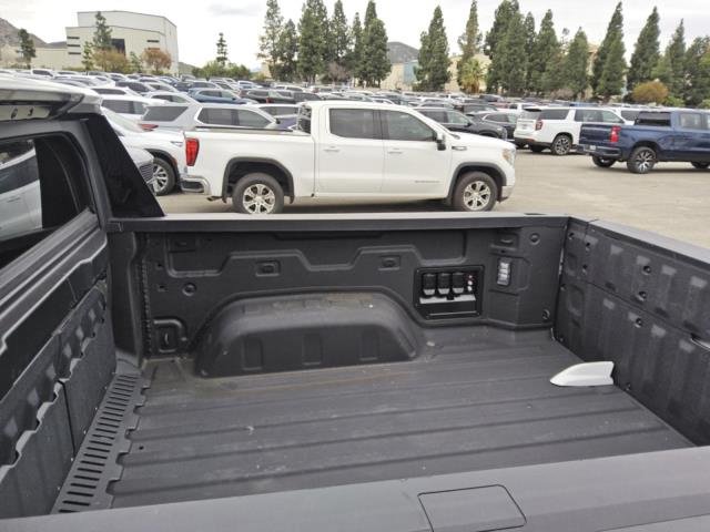 Used 2025 GMC Sierra EV Denali AWD/4WD image 2