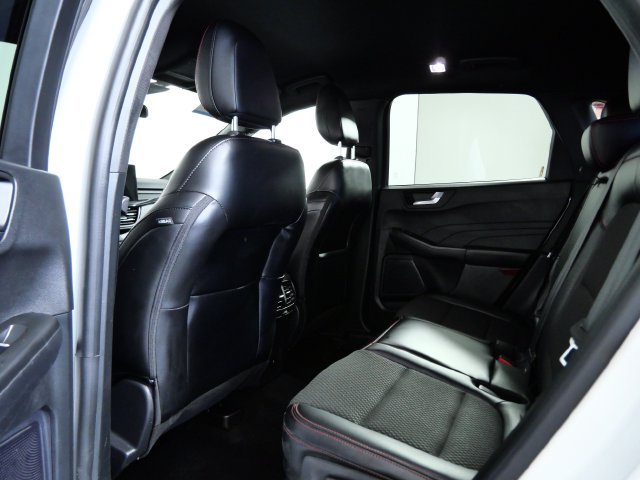 Certified 2024 Ford Escape ST-Line w/ Tech Pack #1 AWD/4WD image 13
