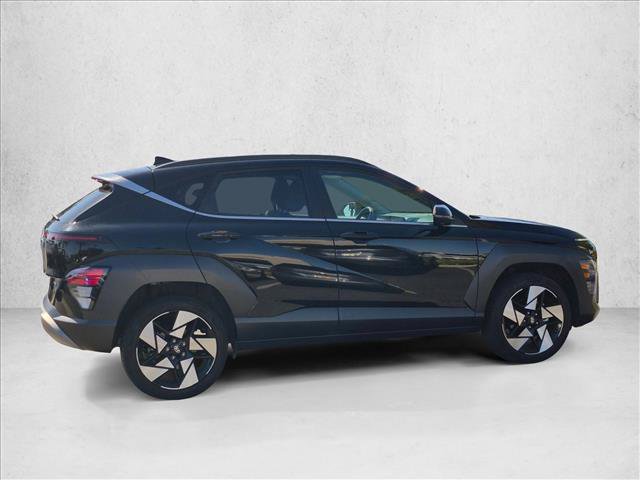 Used 2024 Hyundai Kona Limited AWD/4WD image 4
