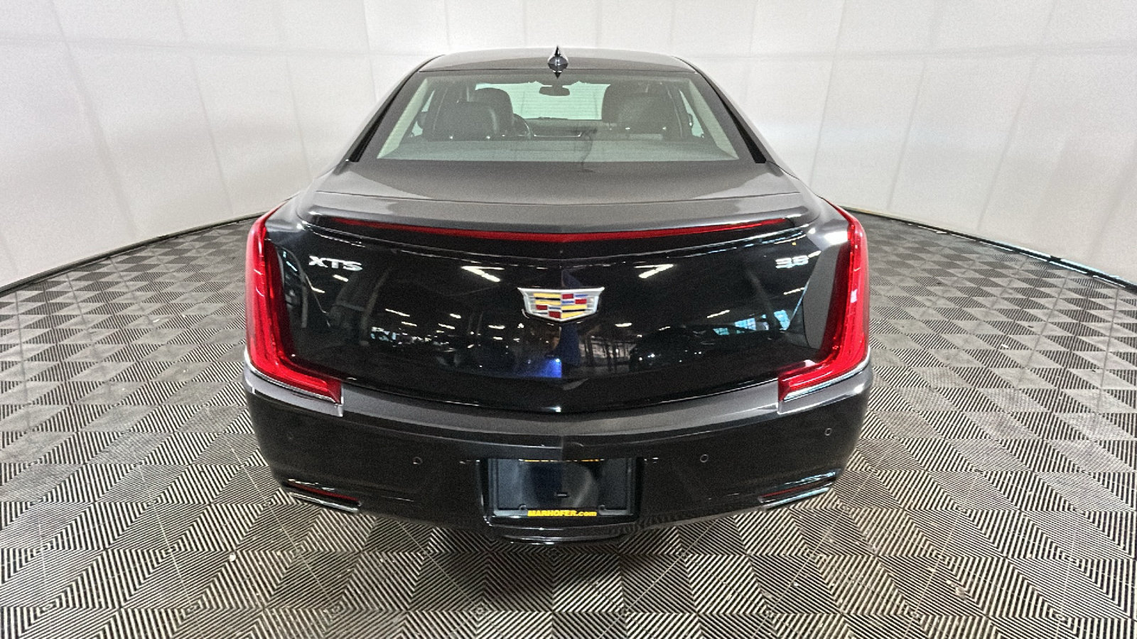 Used 2019 Cadillac XTS Luxury FWD image 4