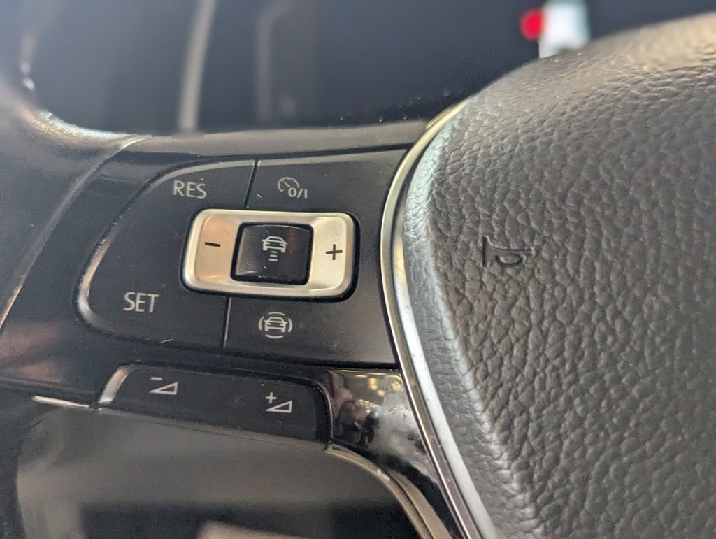 Used 2019 Volkswagen Jetta SEL image 17