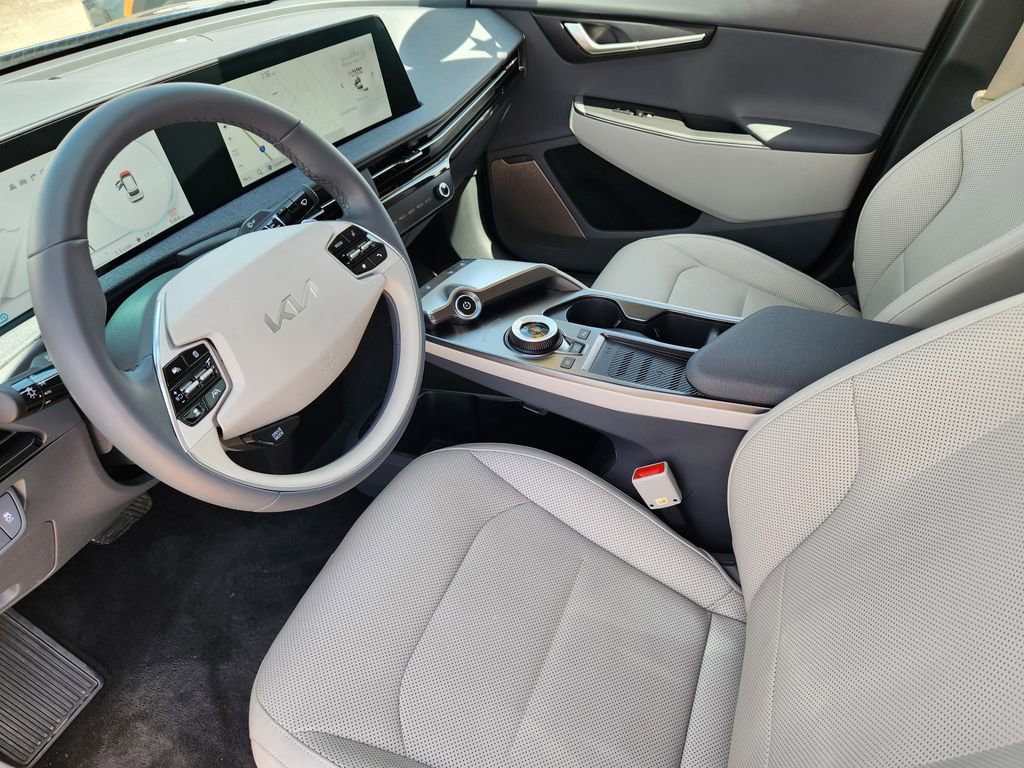 Used 2024 Kia EV6 Wind w/ Wind Technology Package RWD image 7