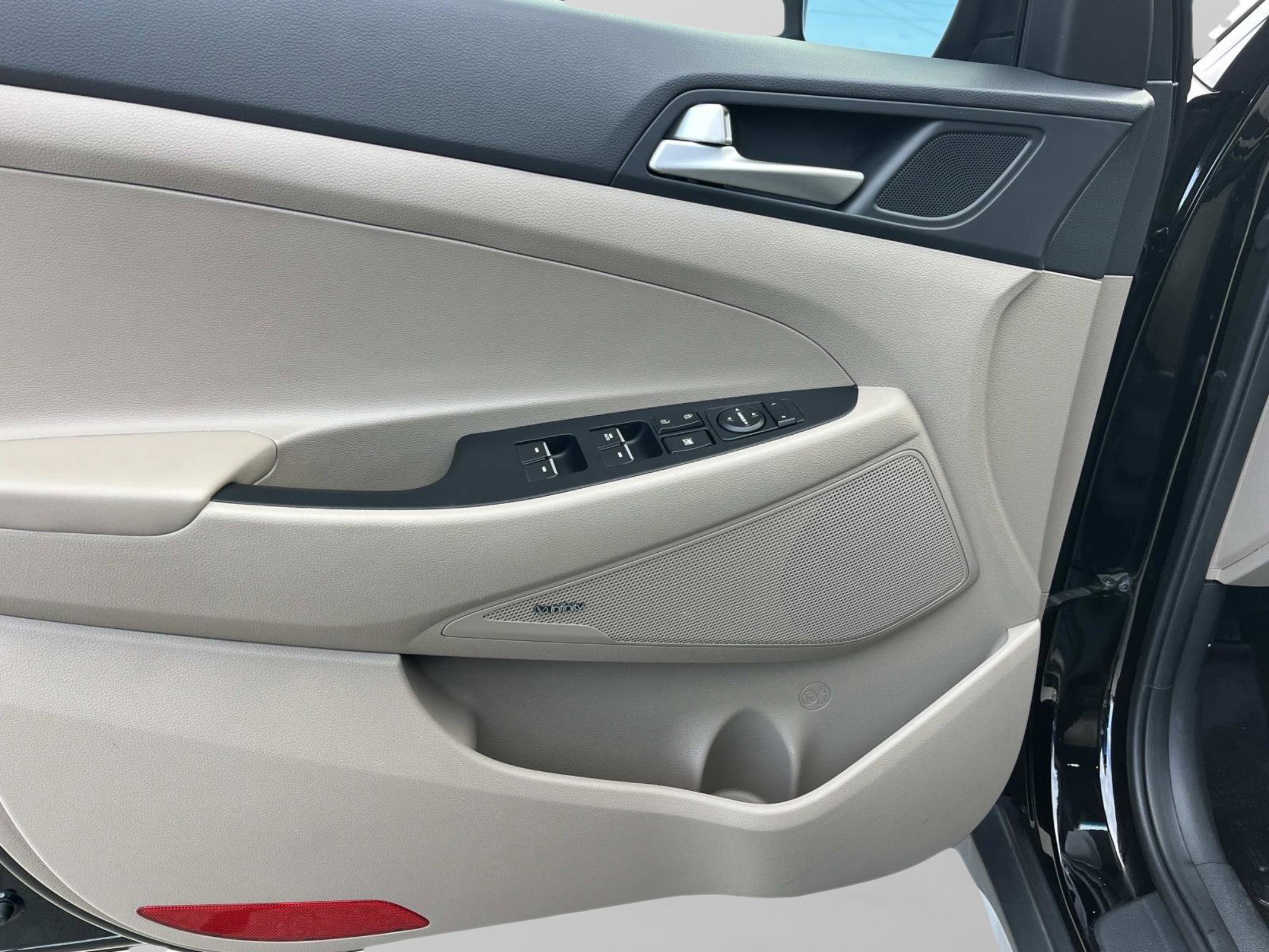 Used 2020 Hyundai Tucson Ultimate w/ Cargo Package image 29