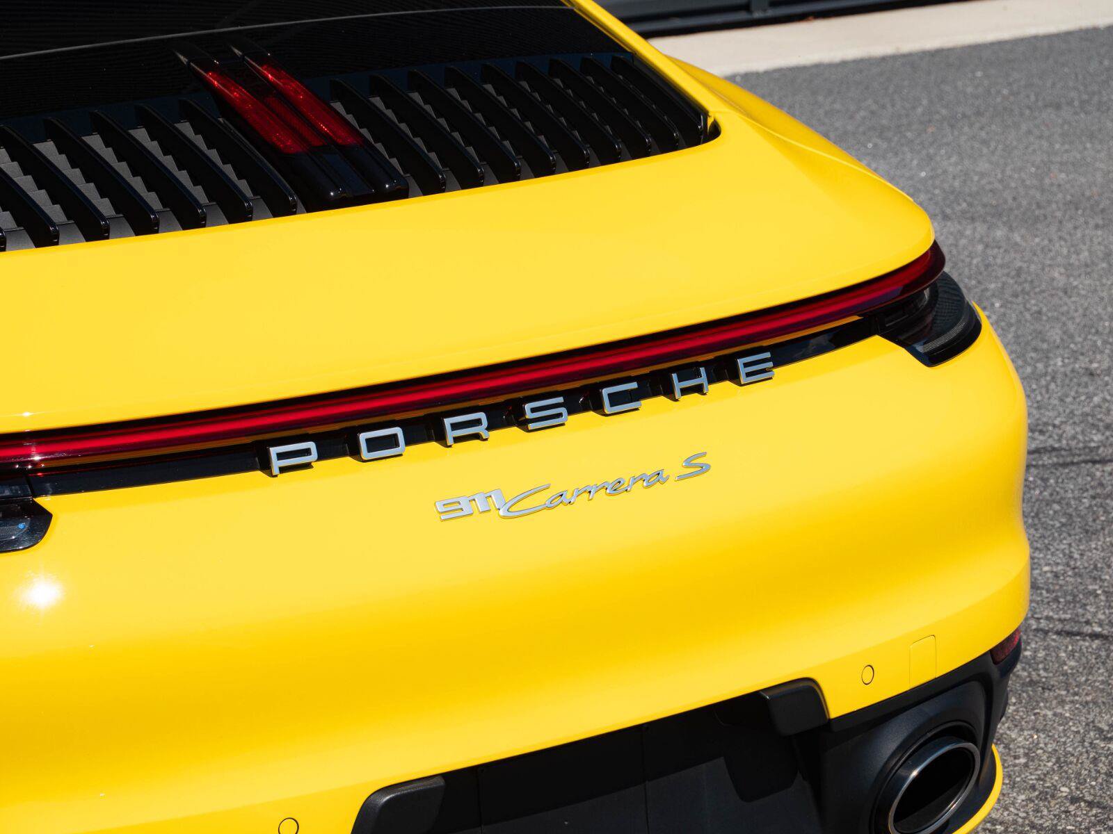 Used 2024 Porsche 911 Carrera S RWD image 30