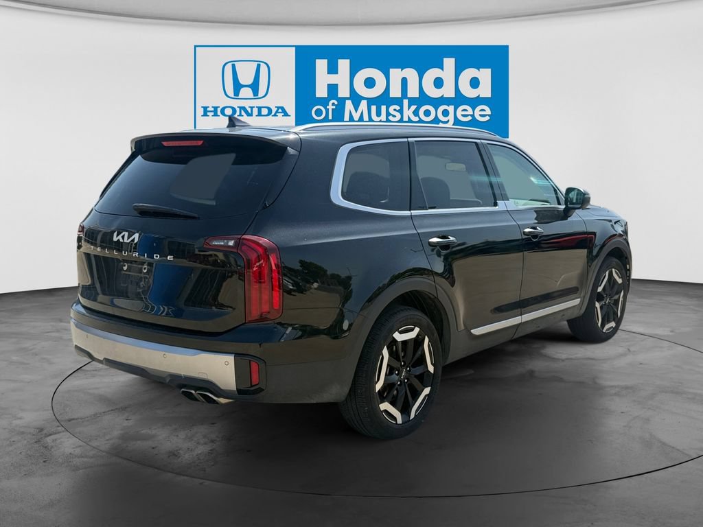 Used 2025 Kia Telluride S FWD image 5
