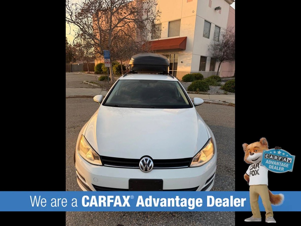 Used 2016 Volkswagen Golf S image 18