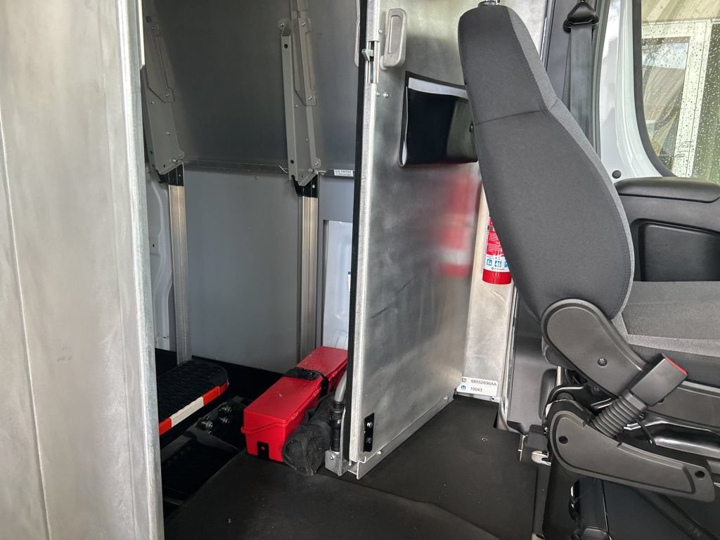 Used 2024 RAM ProMaster 3500 w/ Delivery Van Package FWD image 26