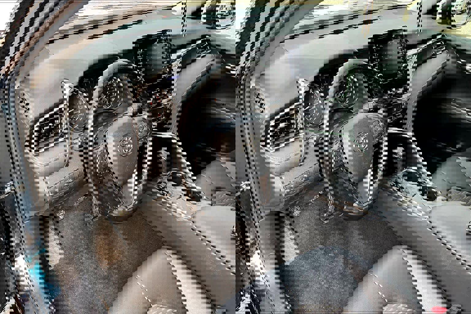 Certified 2021 Toyota Camry SE w/ Convenience Package image 33