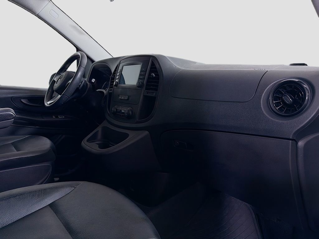 Used 2023 Mercedes-Benz Metris image 28