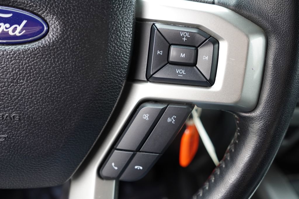 Used 2021 Ford F350 Lariat w/ Chrome Package image 33