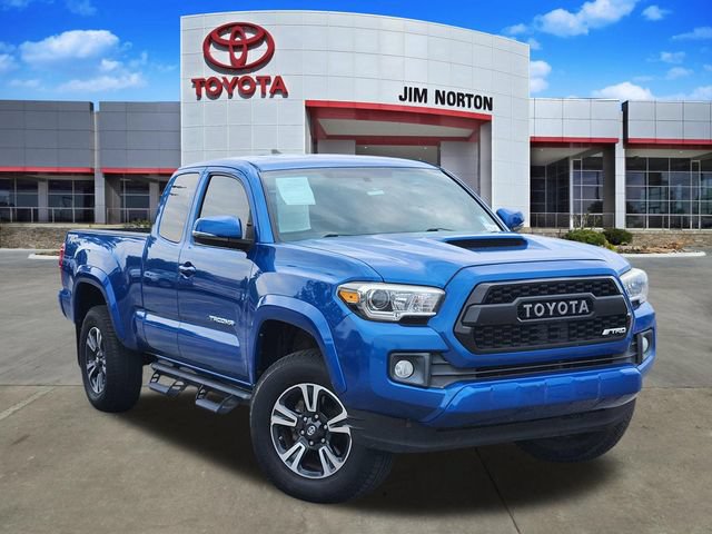 Used 2017 Toyota Tacoma TRD Sport w/ Tow Package RWD video 1
