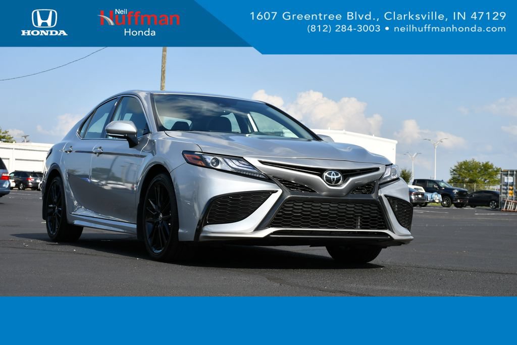 Used 2024 Toyota Camry XSE w/ Cold Weather Package FWD image 1