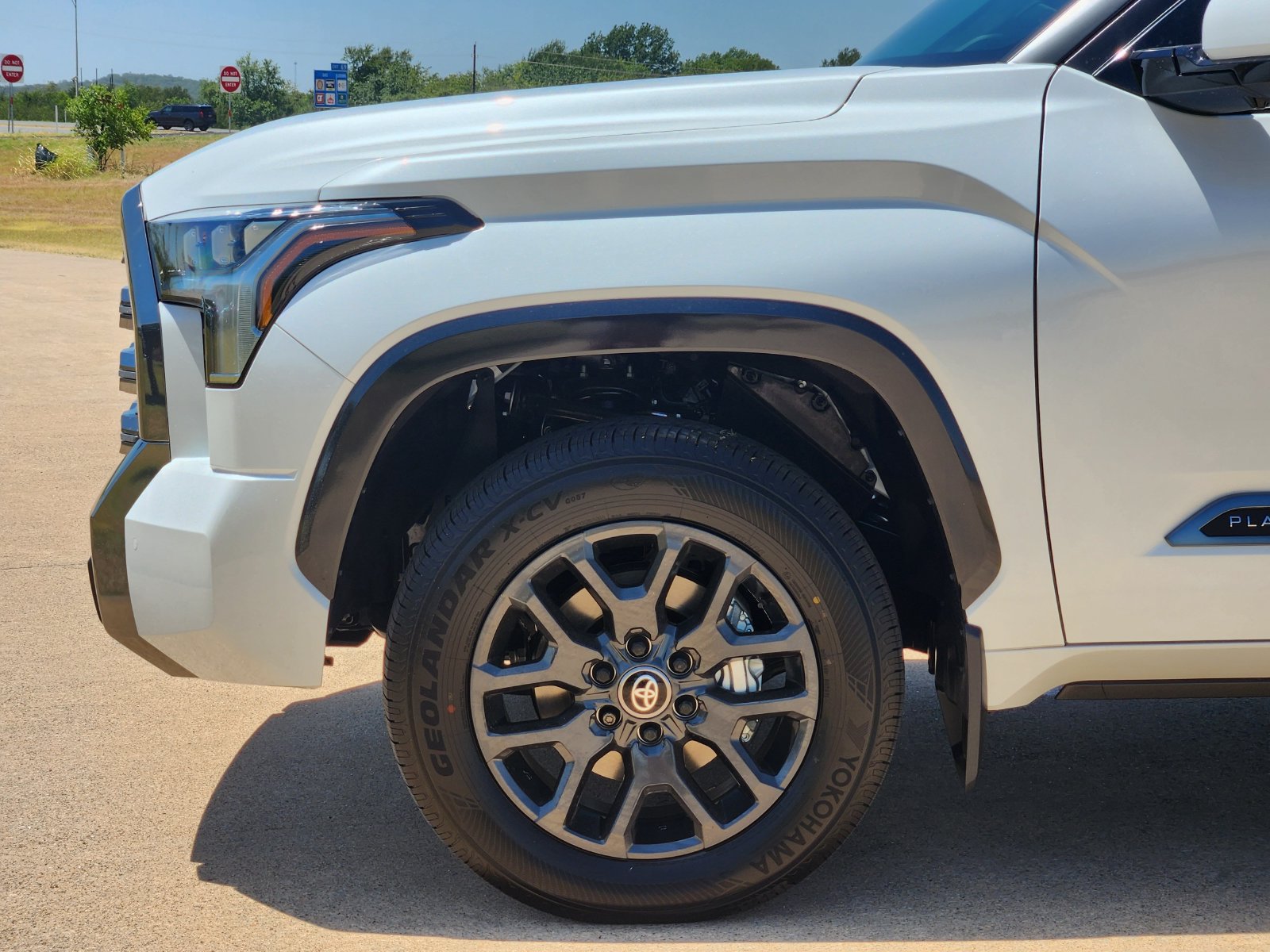 New 2026 Toyota Tundra Platinum AWD/4WD image 10