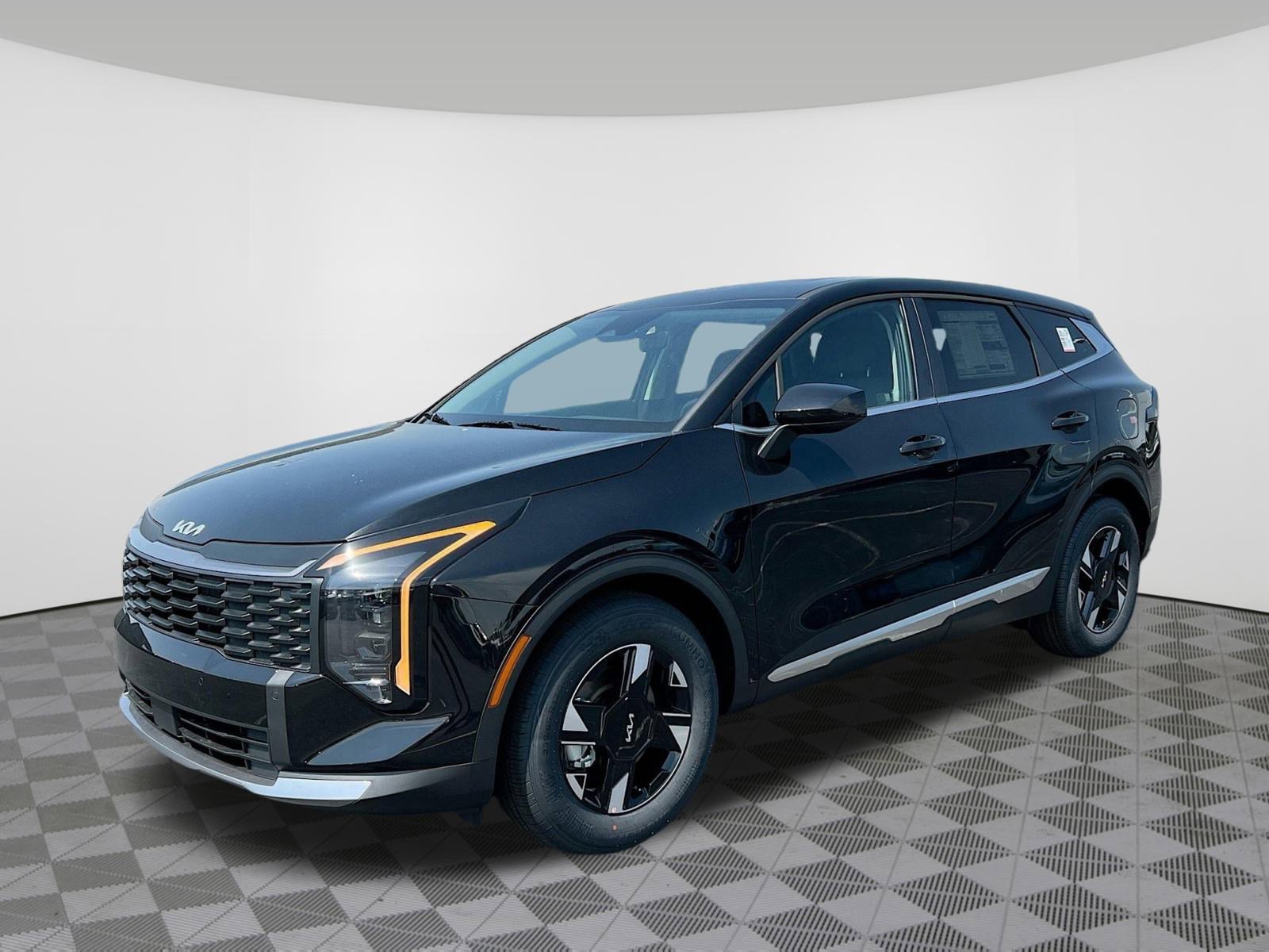 New 2026 Kia Sportage LX FWD image 2