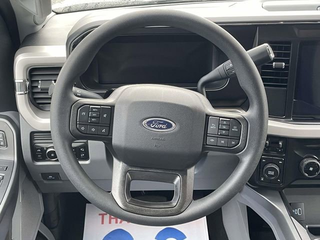 New 2026 Ford F250 XLT w/ XLT Premium Package AWD/4WD image 13
