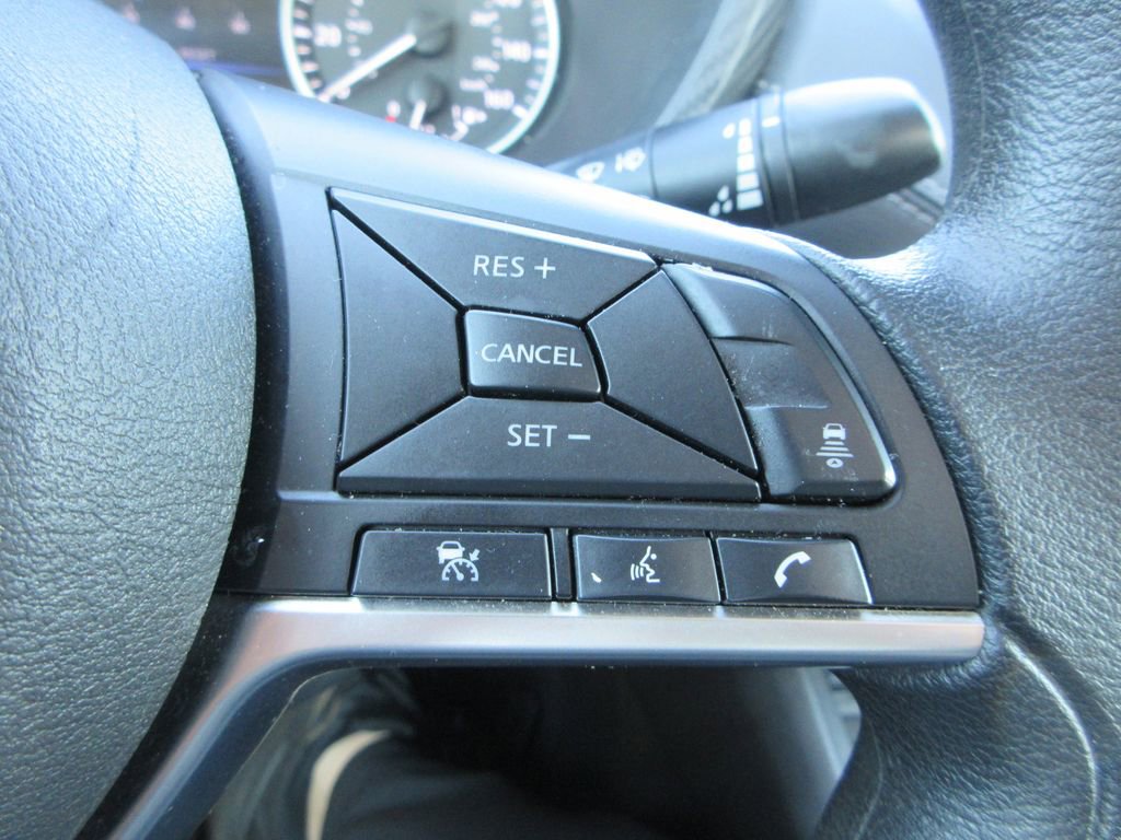 Used 2024 Nissan Sentra SV image 25