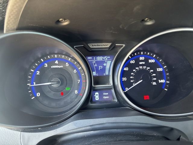 Used 2015 Hyundai Veloster Turbo FWD video 1