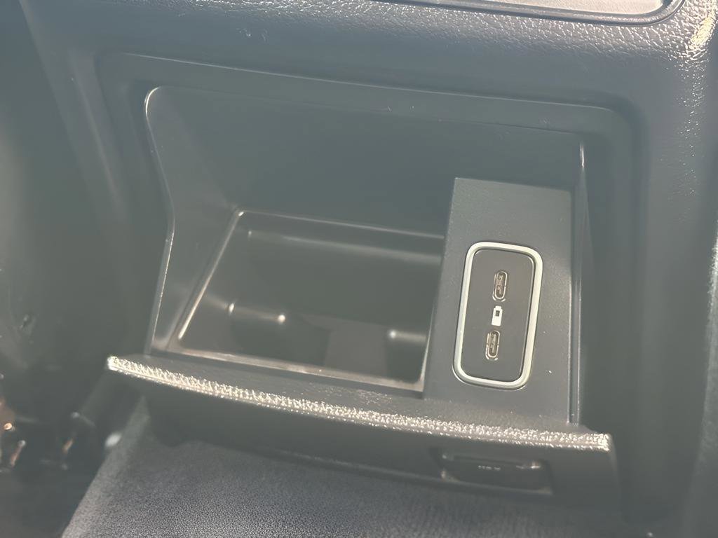 Used 2020 Mercedes-Benz GLE 450 4MATIC w/ Premium Package image 30